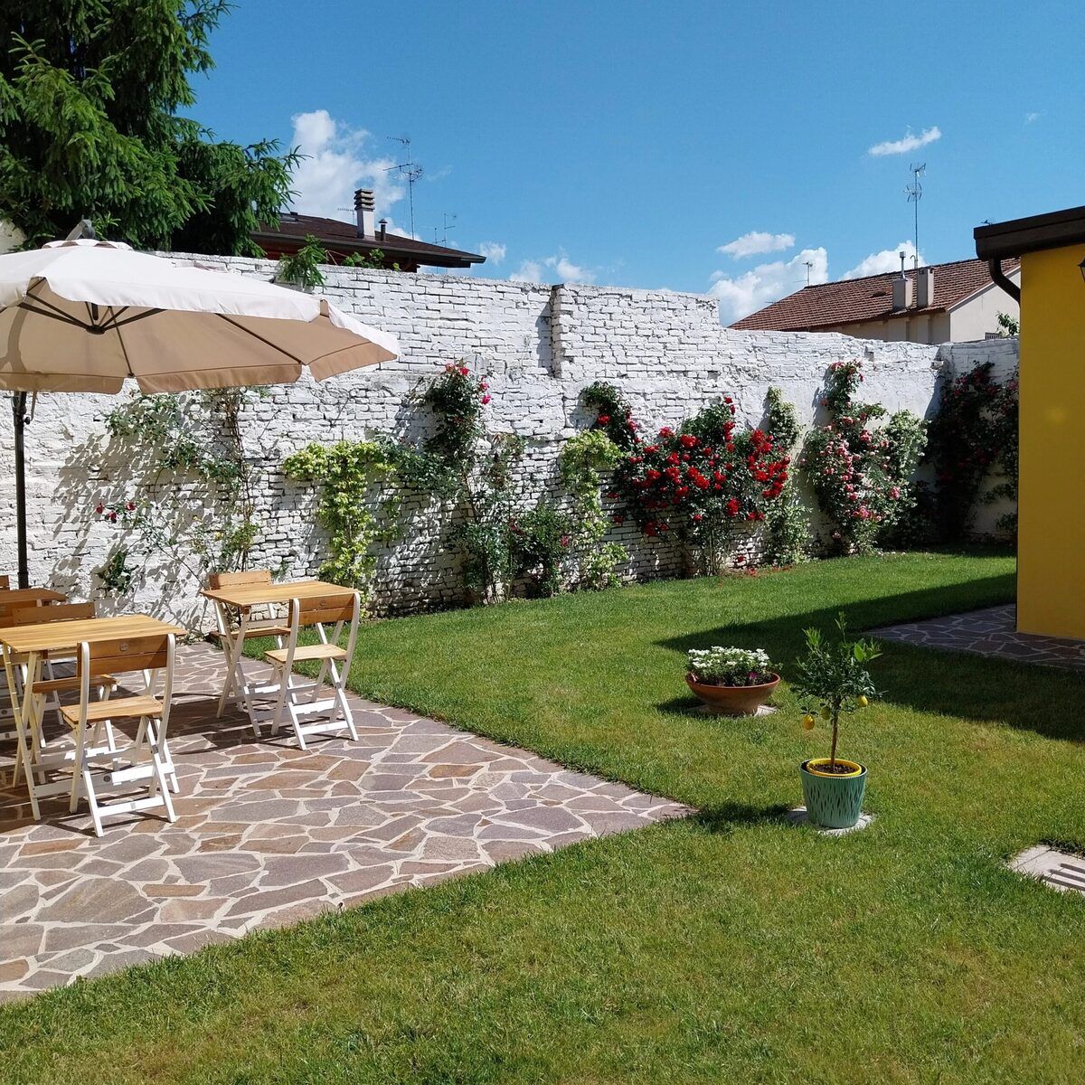 la-casa-gialla2